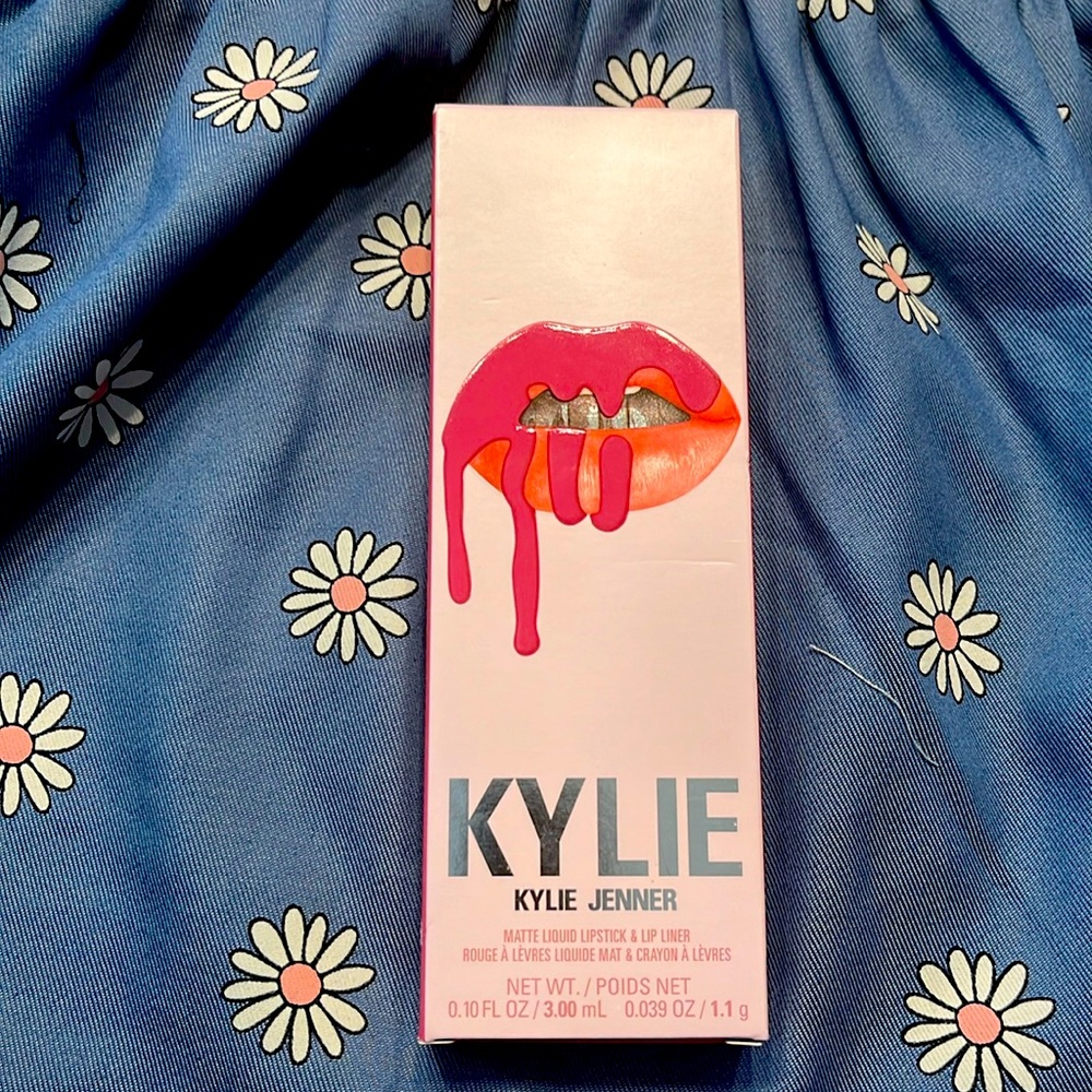 Brand New - KYLIE COSMETICS Matte Lip Kit - Posie K